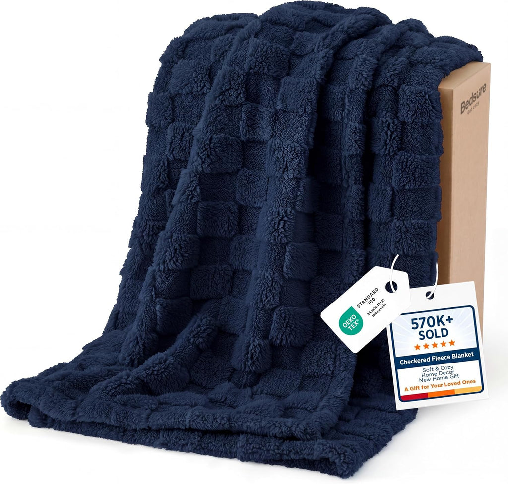 Bedsure GentleSoft Sage Green Throw Blanket for Couch - Checkered Cute Fleece Blankets, Soft Cozy Summer Throw for Bedroom Home Decor Gifts for Mom Girls, Green, 50x60 Inches