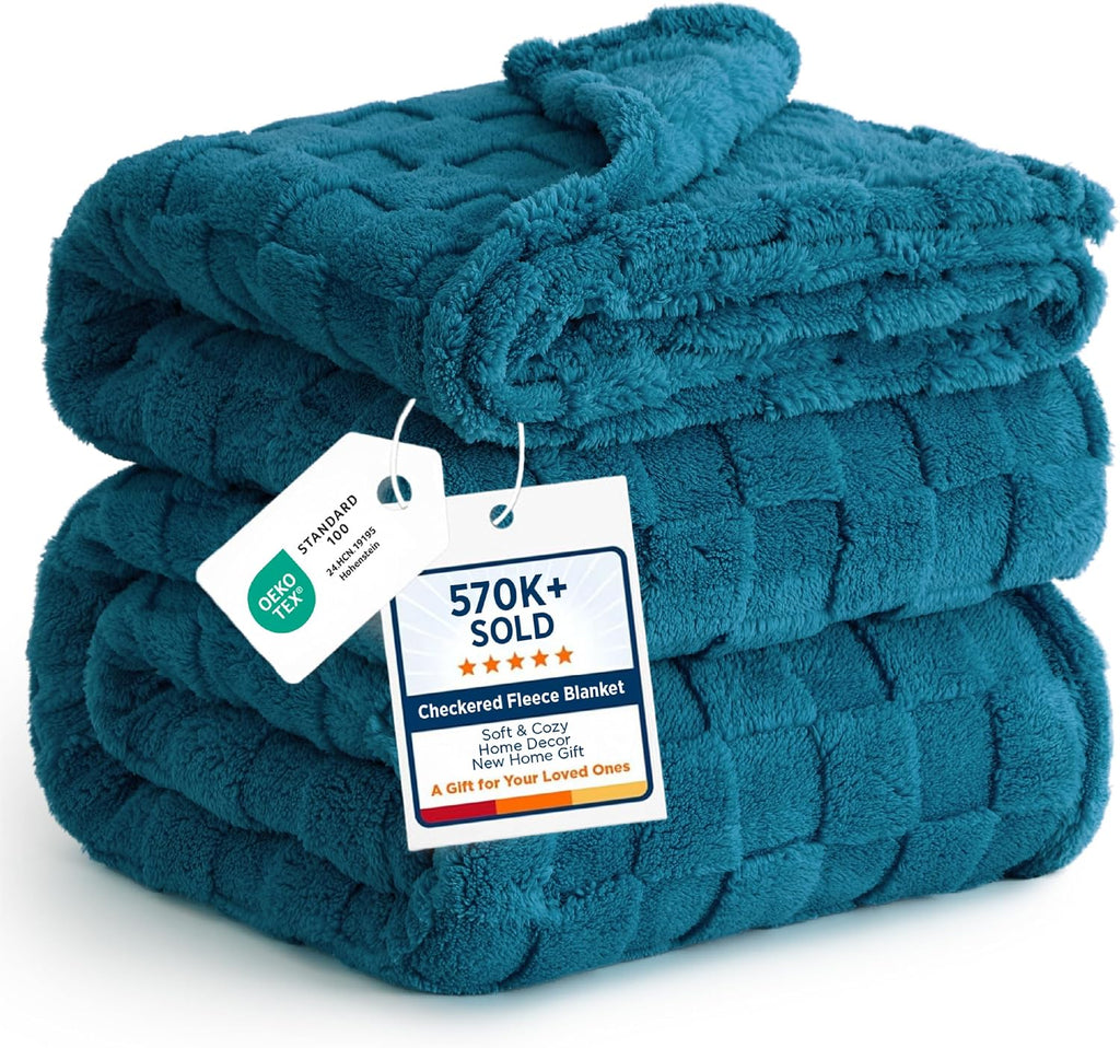 Bedsure GentleSoft Sage Green Throw Blanket for Couch - Checkered Cute Fleece Blankets, Soft Cozy Summer Throw for Bedroom Home Decor Gifts for Mom Girls, Green, 50x60 Inches
